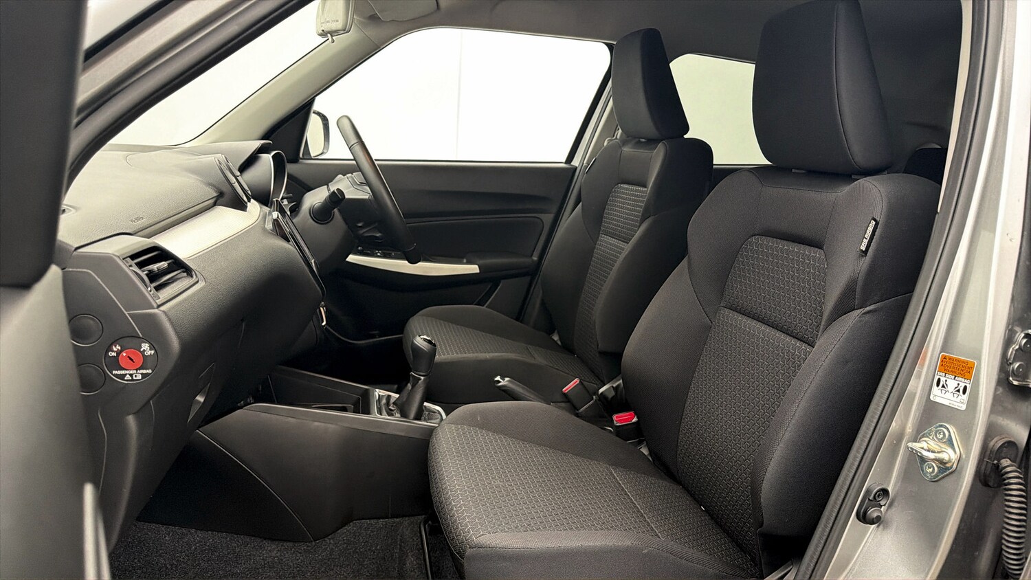 Used Suzuki Swift 2023 for sale - 77813000: Photo 13