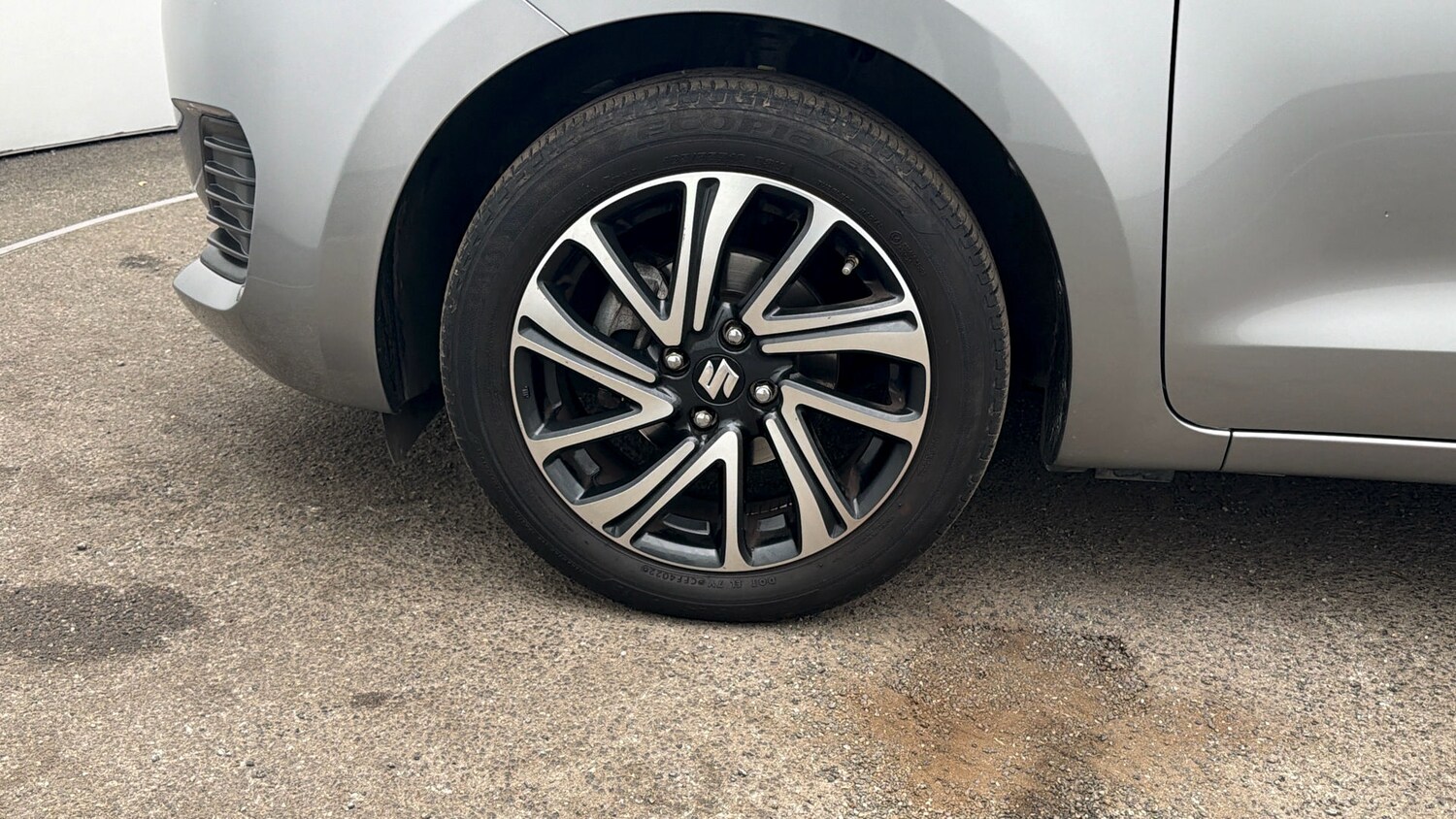 Used Suzuki Swift 2023 for sale - 77813000: Photo 17