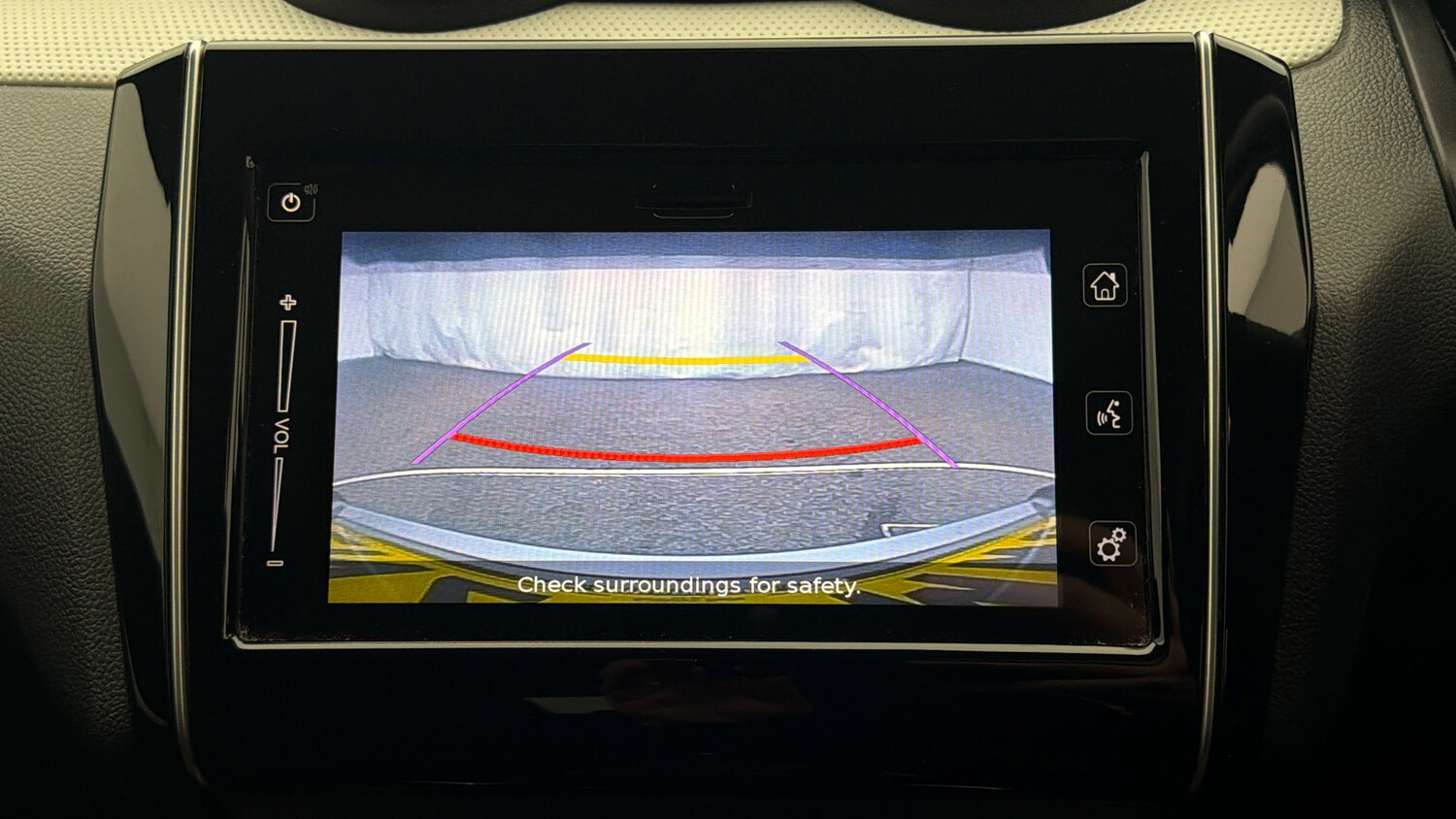 Used Suzuki Swift 2023 for sale - 77813000: Photo 25