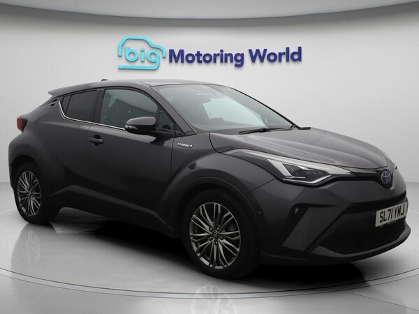 Used Toyota C-HR 2021 for sale - 75622888: Photo 1