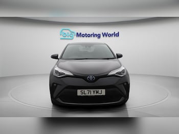 Used Toyota C-HR 2021 for sale - 75622888: Photo