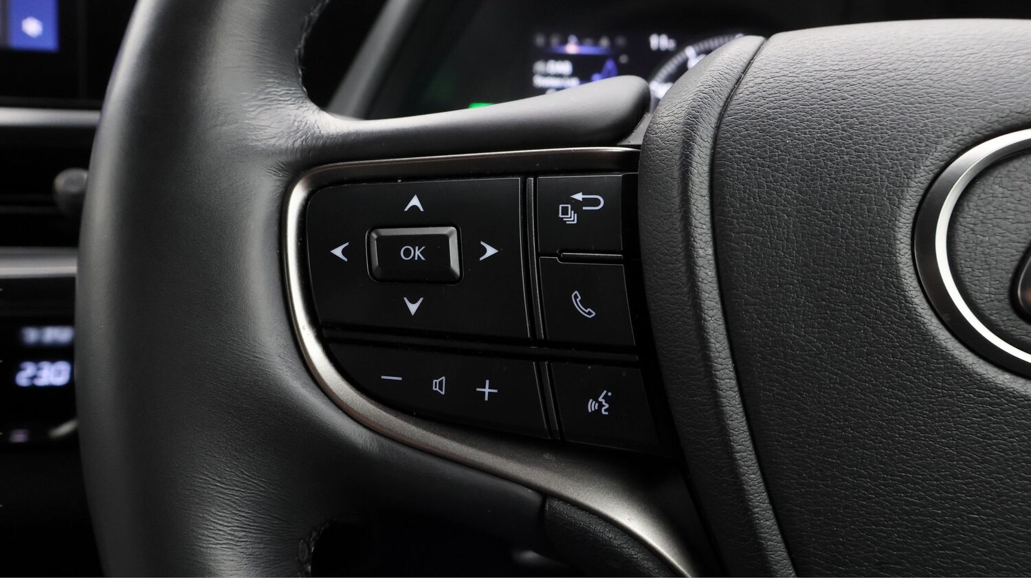 Used Lexus UX 2023 for sale - 77459787: Photo 24