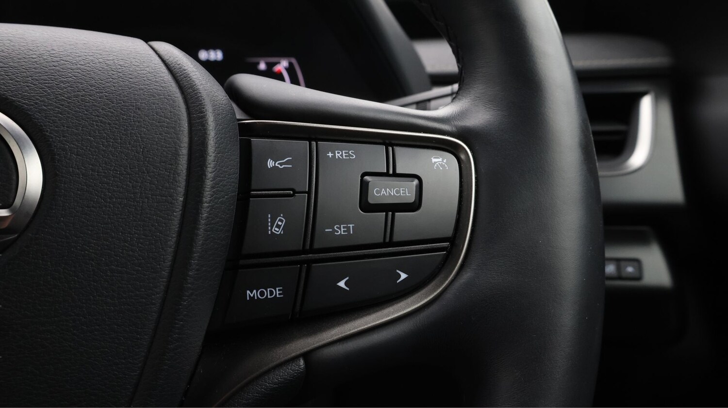 Used Lexus UX 2023 for sale - 77459787: Photo 25