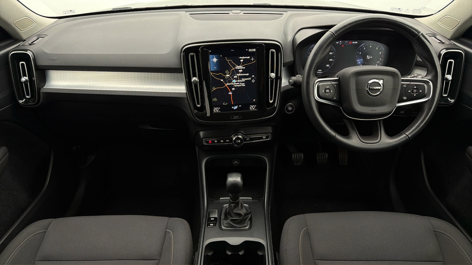 Used Volvo XC40 2022 for sale - 77962459: Photo 12