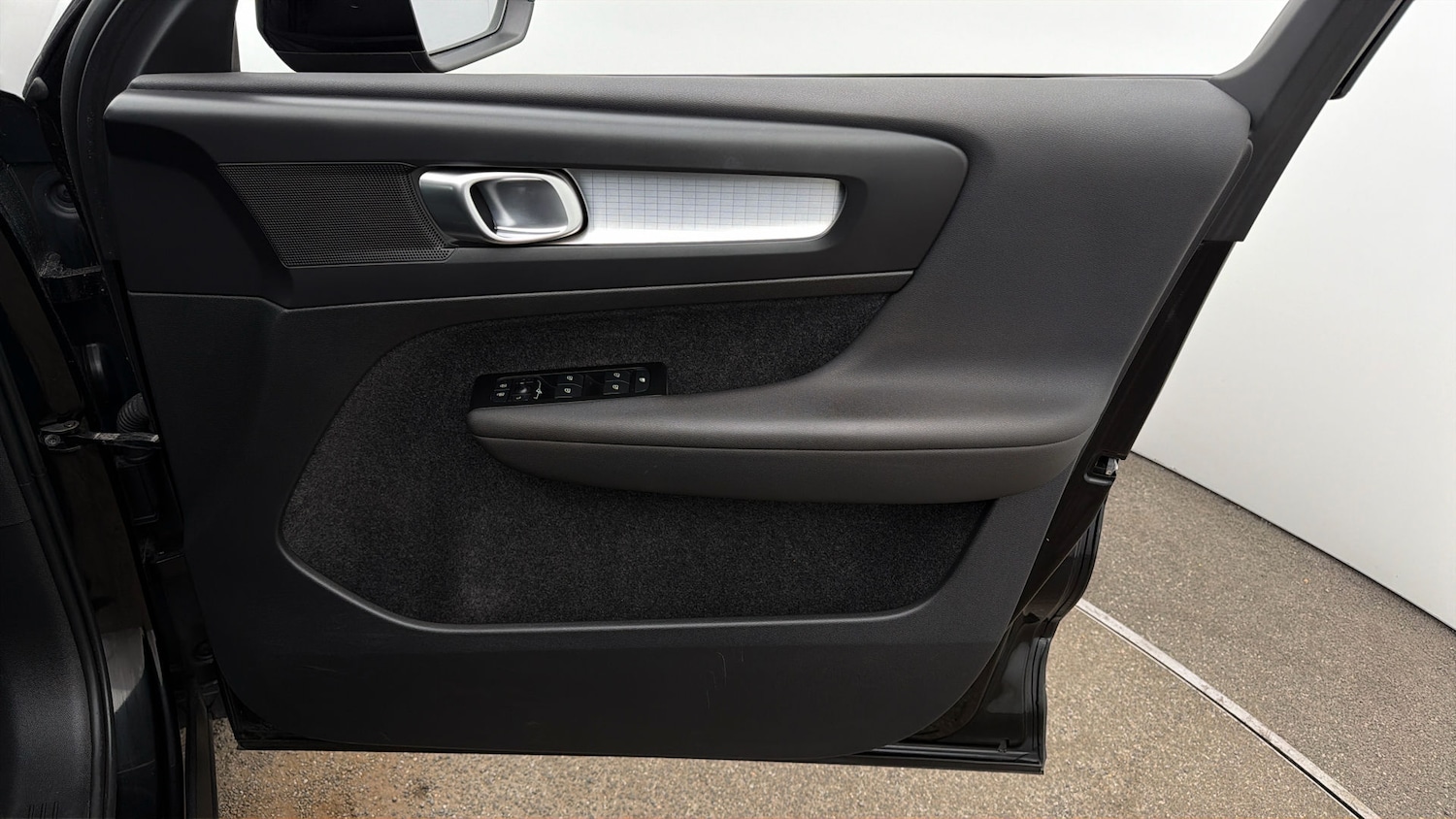 Used Volvo XC40 2022 for sale - 77962459: Photo 14