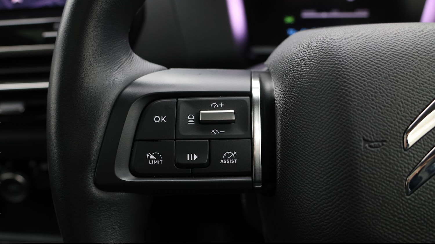 Used Citroen e-C4 X 2023 for sale - 77530099: Photo 26