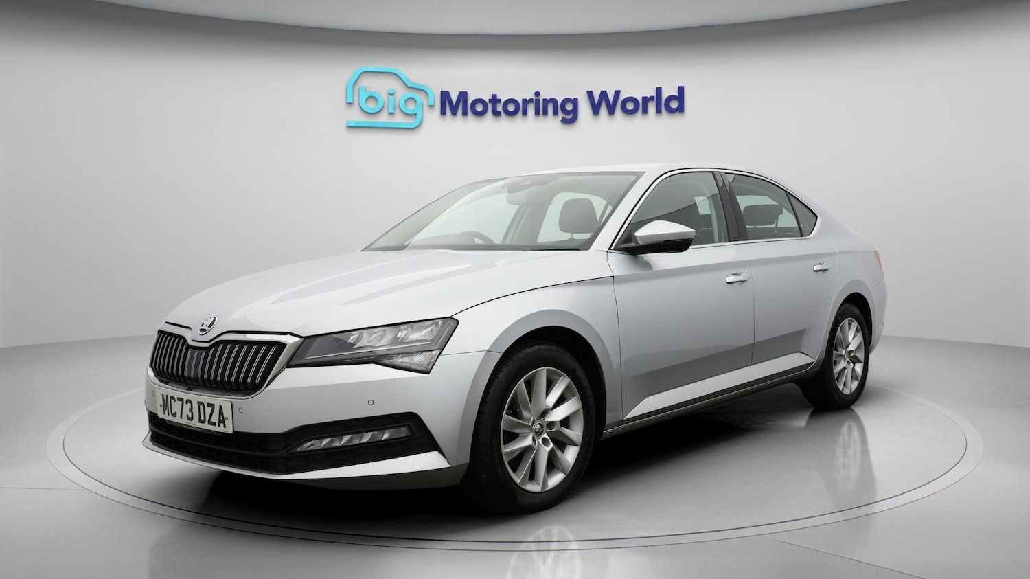 Used Skoda Superb 2023 for sale - 77416847: Photo 3
