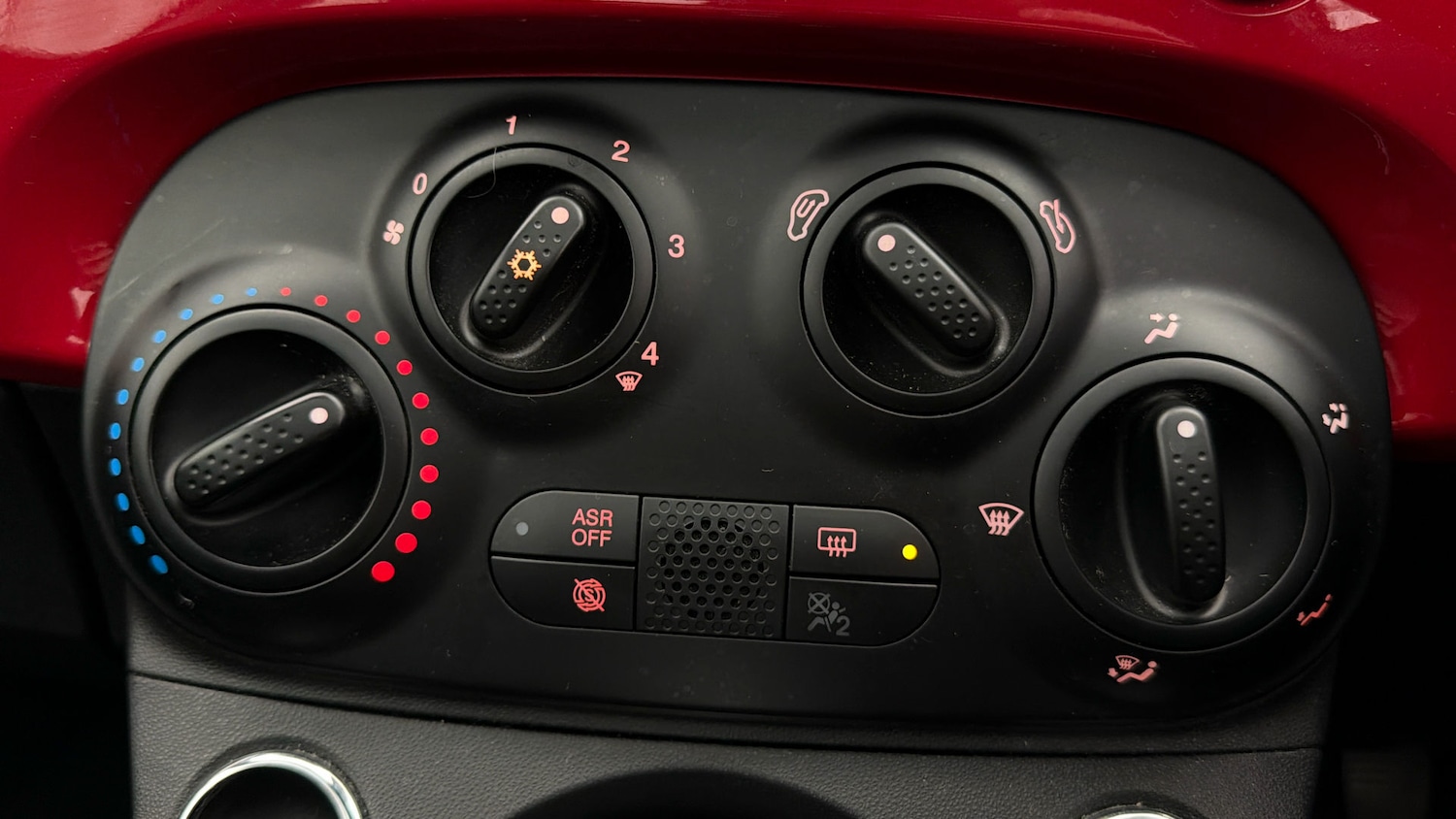 Used Fiat 500 2023 for sale - 78109064: Photo 11