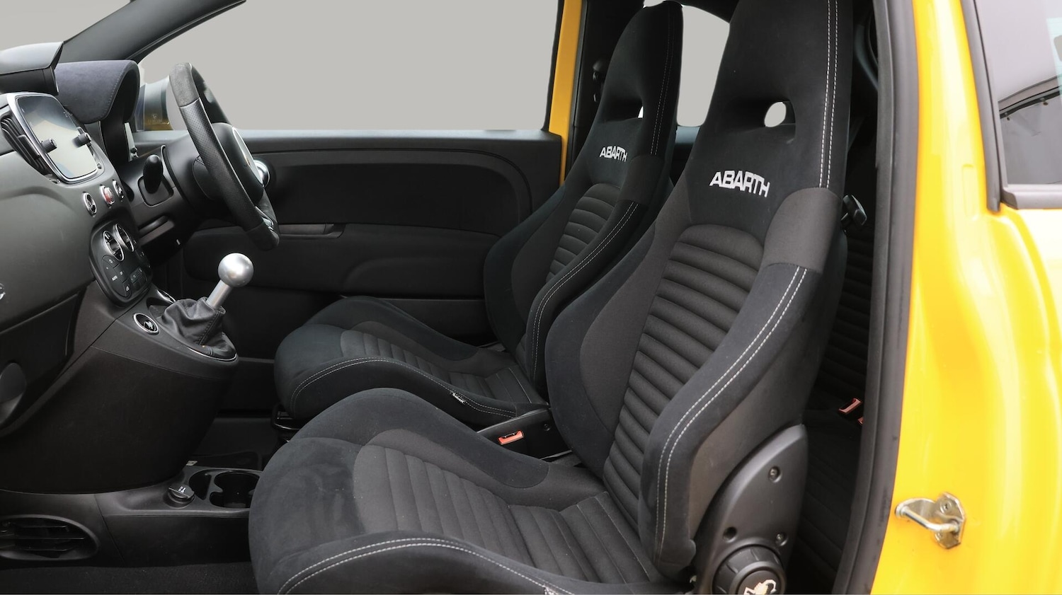 Used Abarth 595 2021 for sale - 76472369: Photo 15