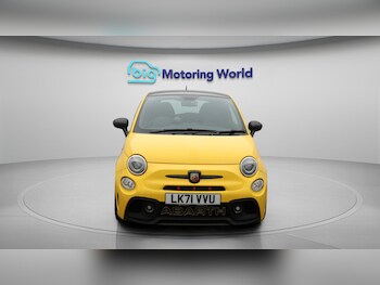 Used Abarth 595 2021 for sale - 76472369: Photo