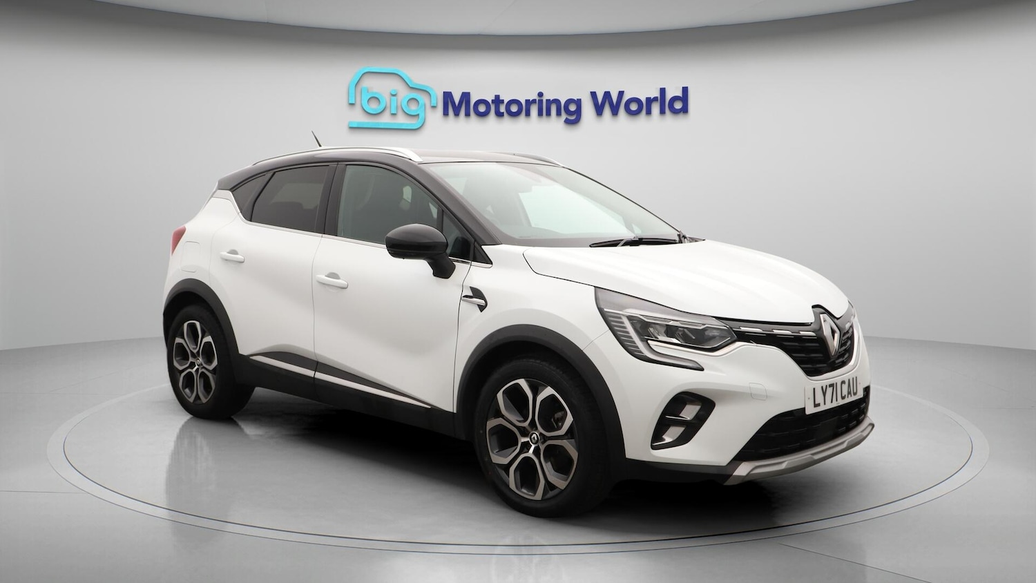 Used Renault Captur 2021 for sale - 76031399: Photo 2