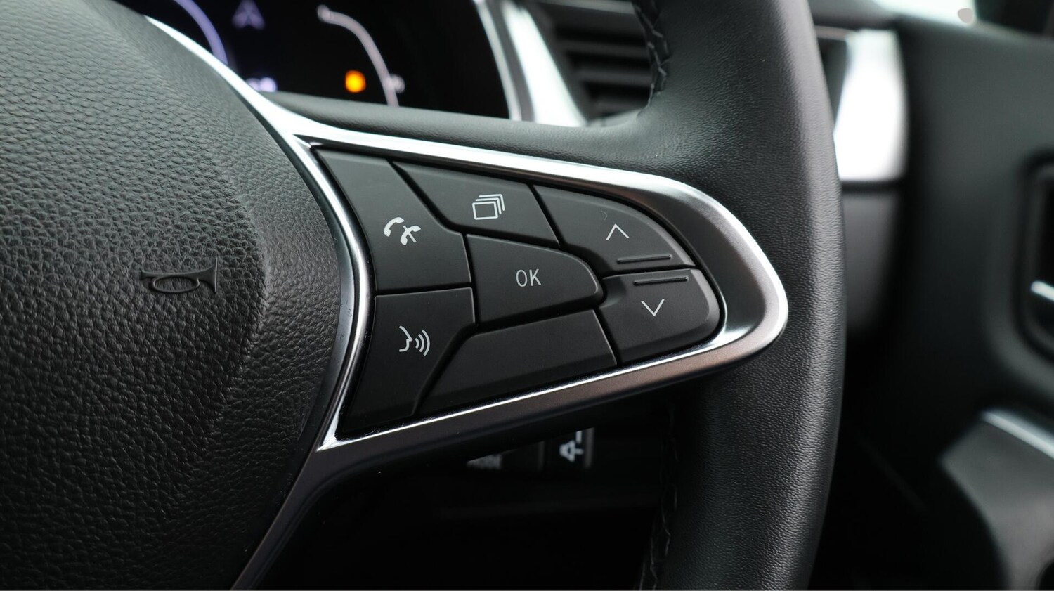 Used Renault Captur 2021 for sale - 76031399: Photo 25