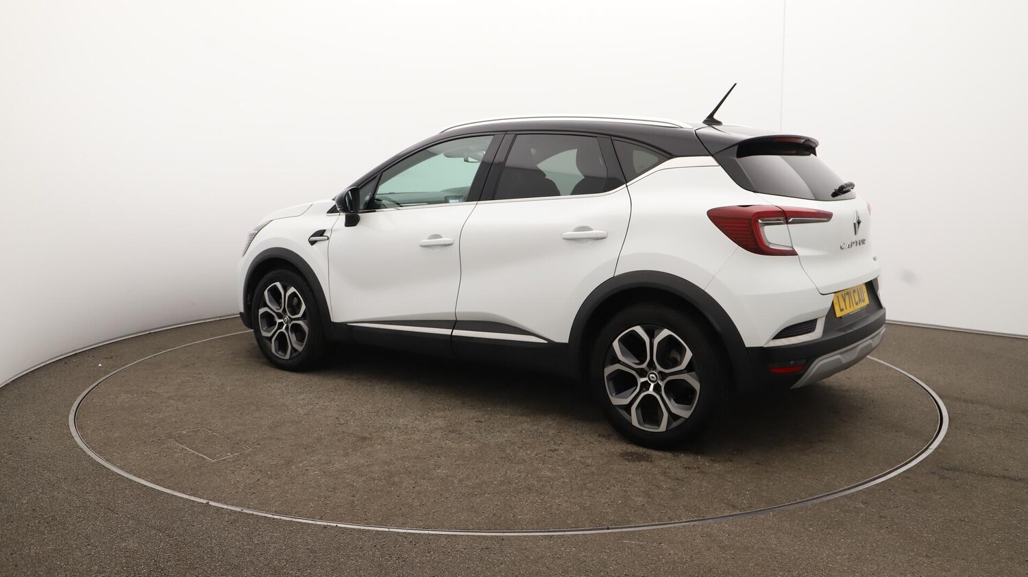 Used Renault Captur 2021 for sale - 76031399: Photo 35