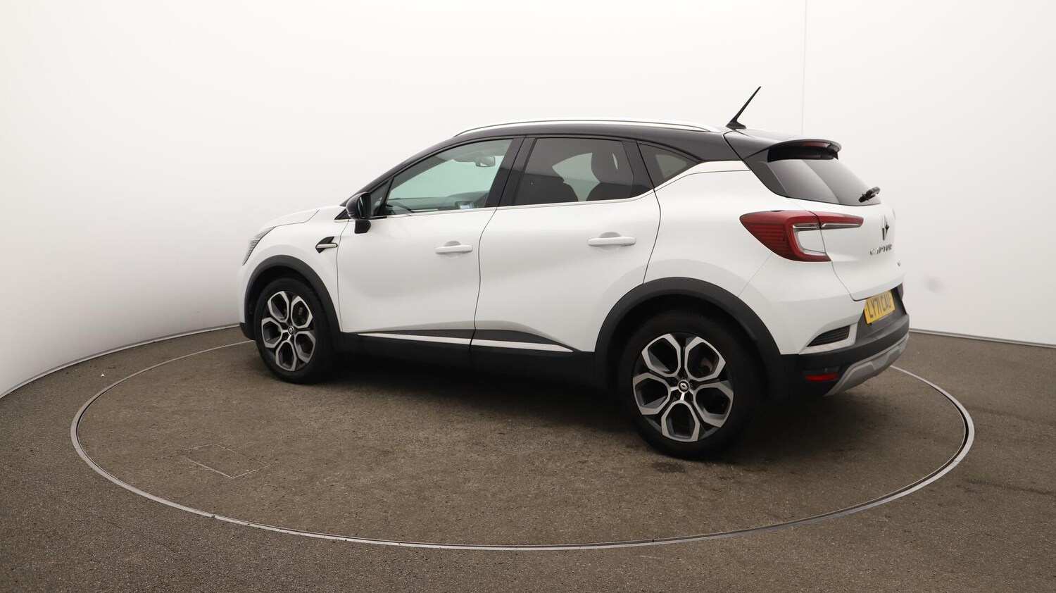 Used Renault Captur 2021 for sale - 76031399: Photo 36