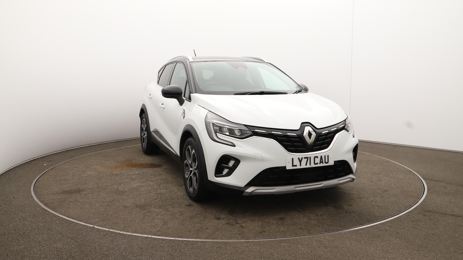 Used Renault Captur 2021 for sale - 76031399: Photo 42