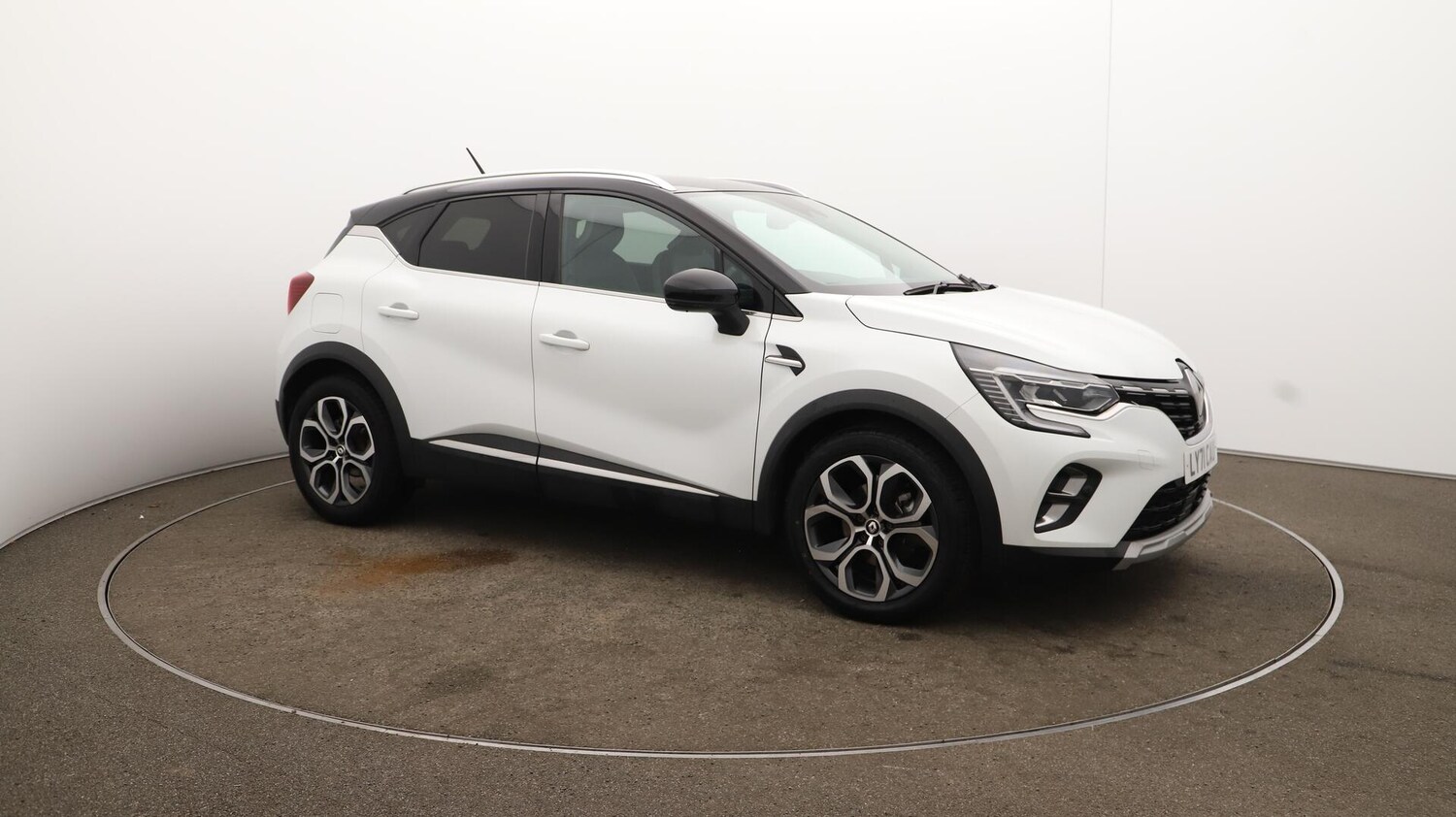 Used Renault Captur 2021 for sale - 76031399: Photo 45