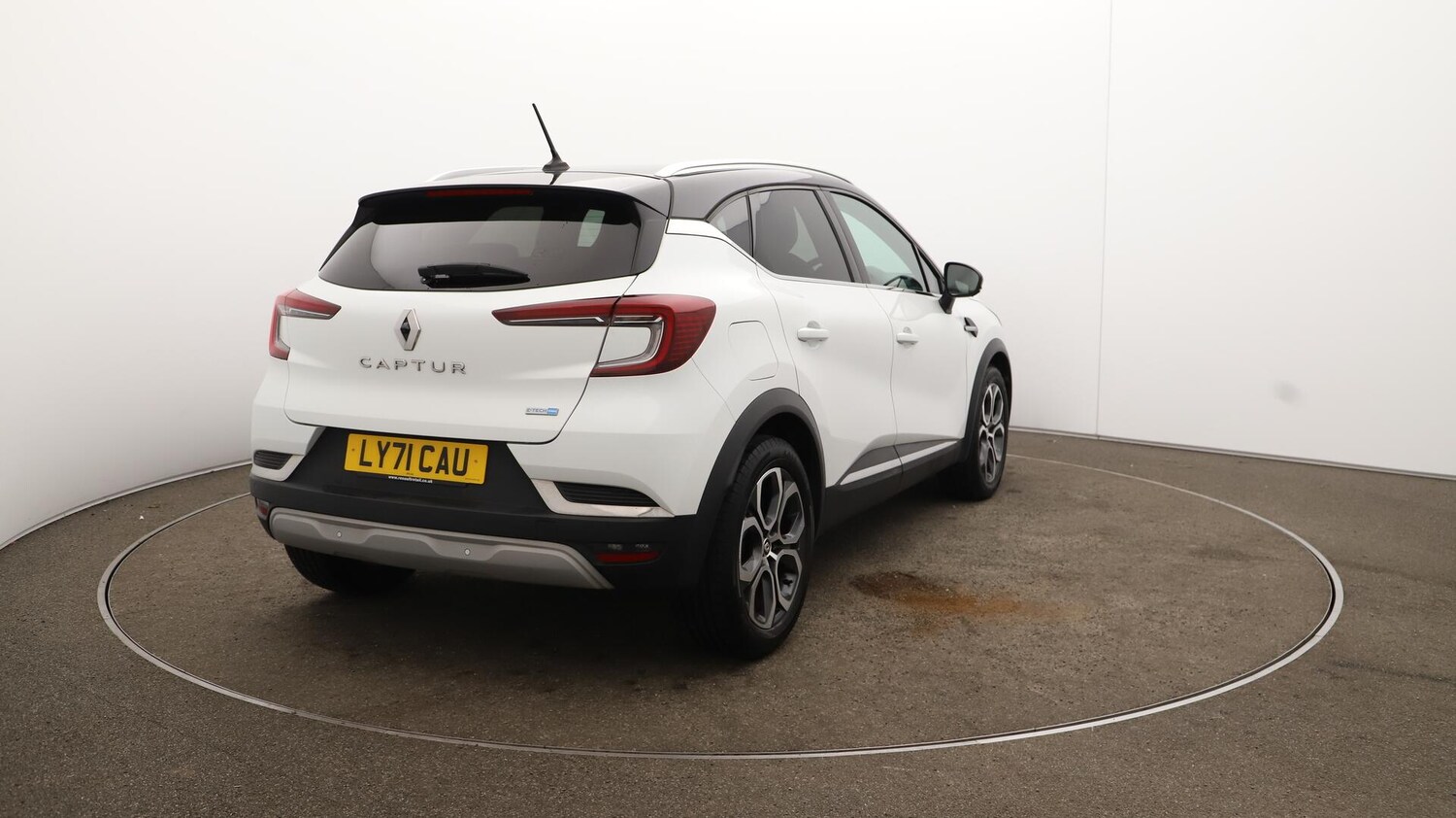 Used Renault Captur 2021 for sale - 76031399: Photo 55