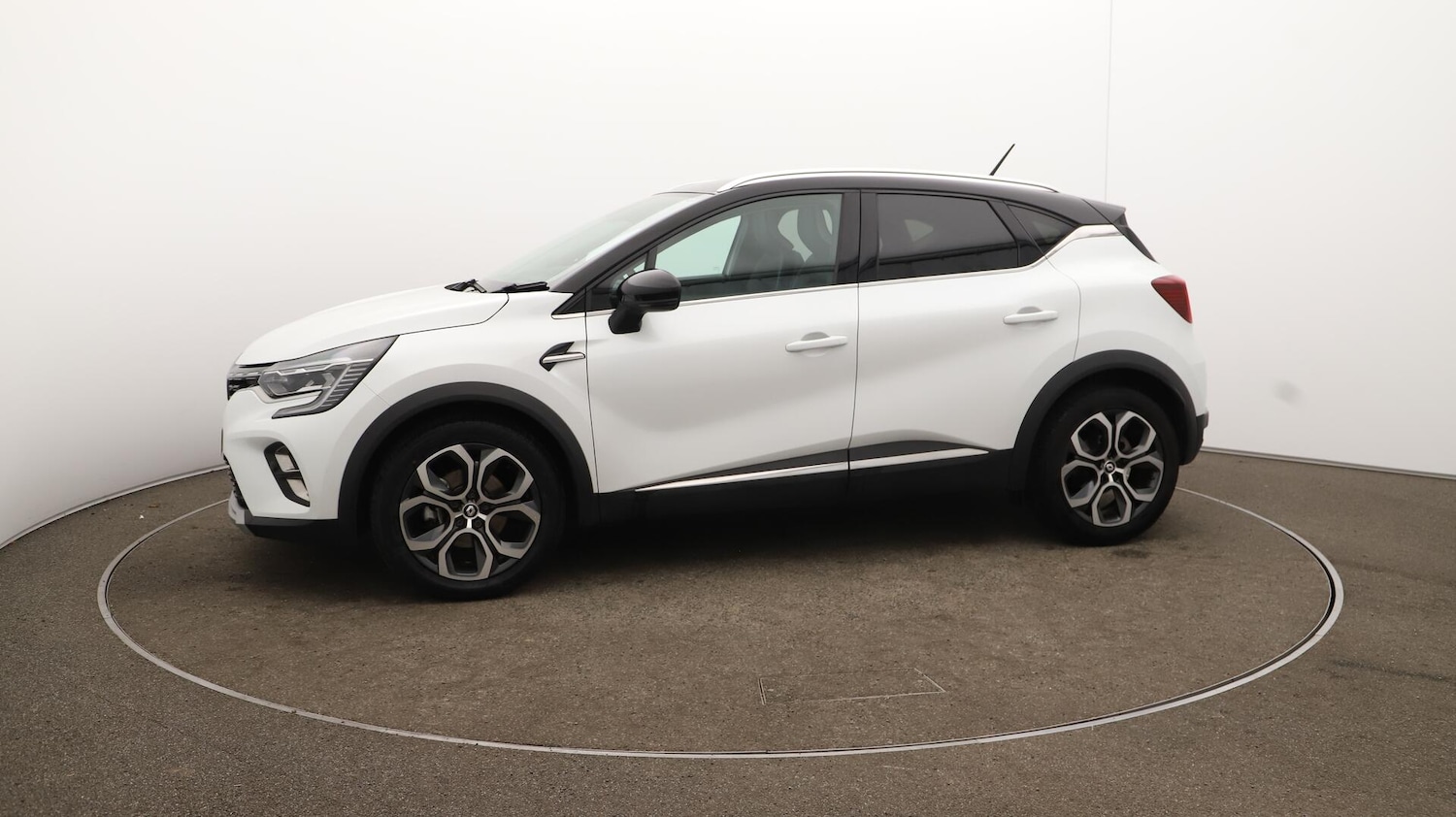 Used Renault Captur 2021 for sale - 76031399: Photo 66