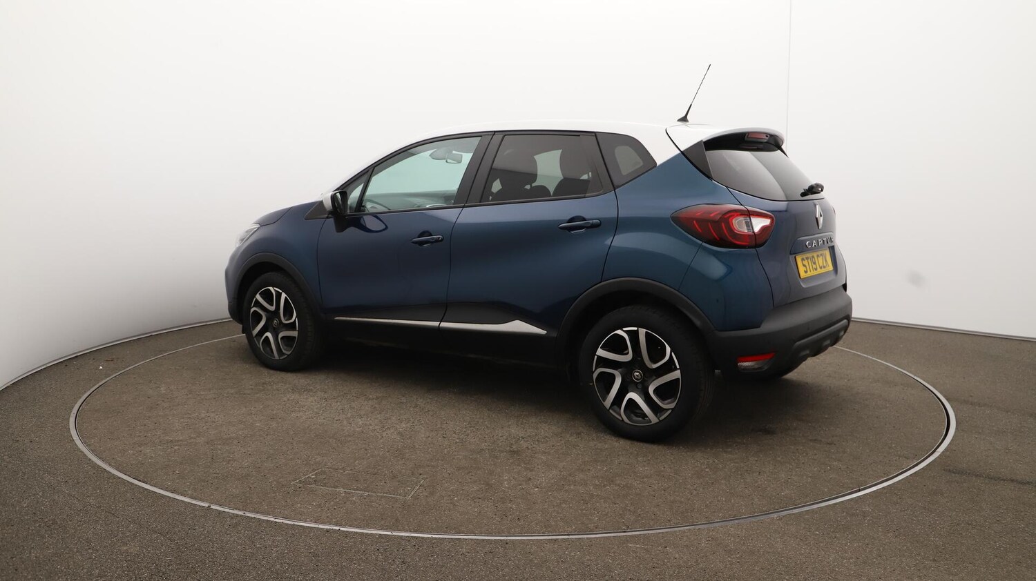Used Renault Captur 2019 for sale - 76032070: Photo 12