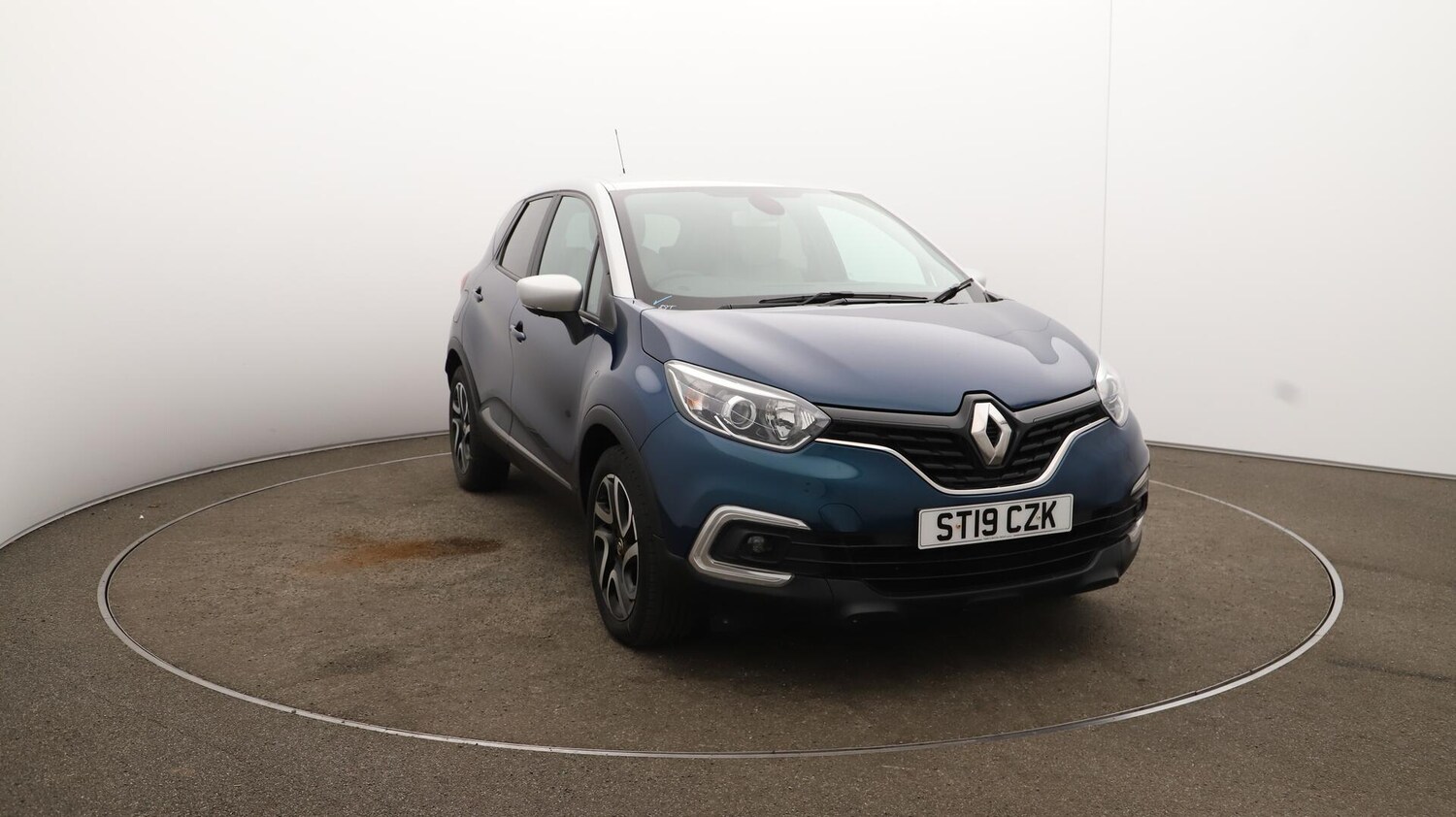 Used Renault Captur 2019 for sale - 76032070: Photo 24