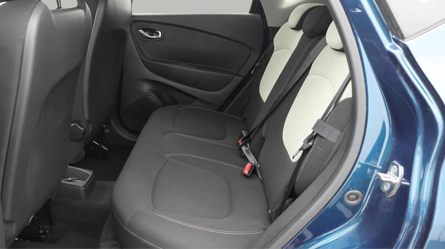 Used Renault Captur 2019 for sale - 76032070: Photo 25