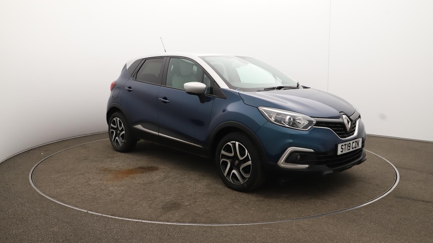 Used Renault Captur 2019 for sale - 76032070: Photo 28