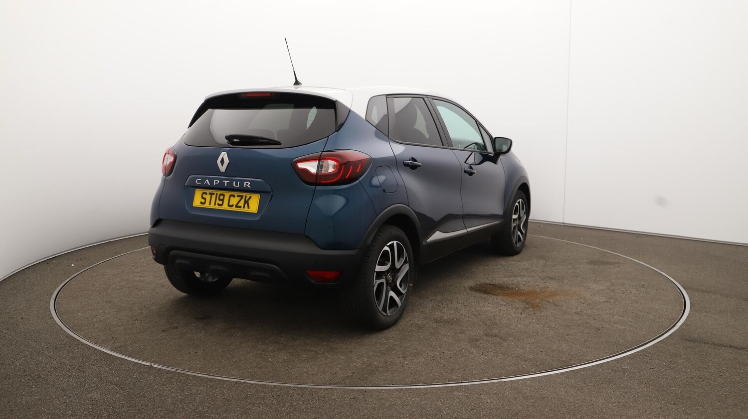 Used Renault Captur 2019 for sale - 76032070: Photo 51