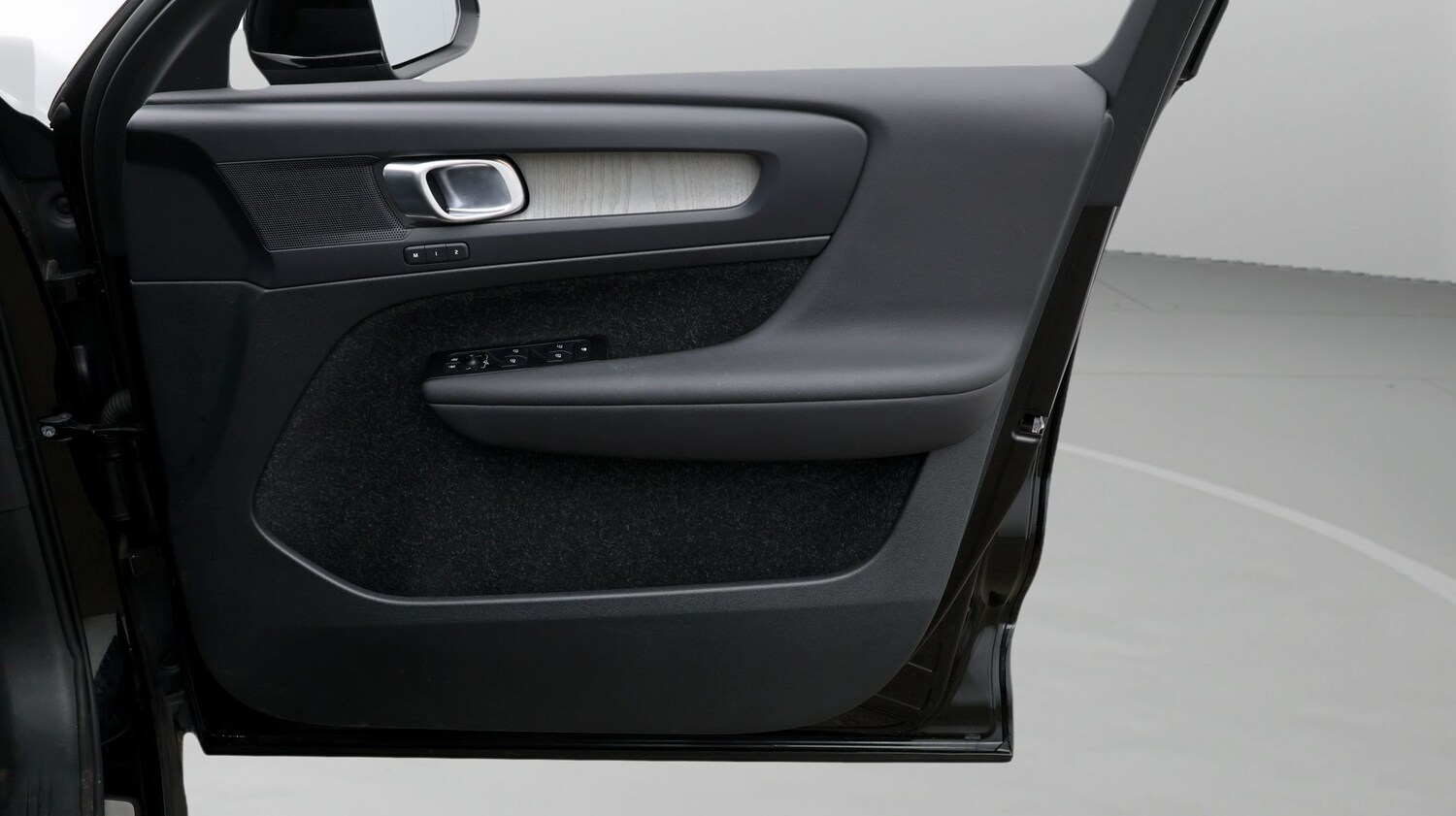 Used Volvo XC40 2020 for sale - 77431230: Photo 15