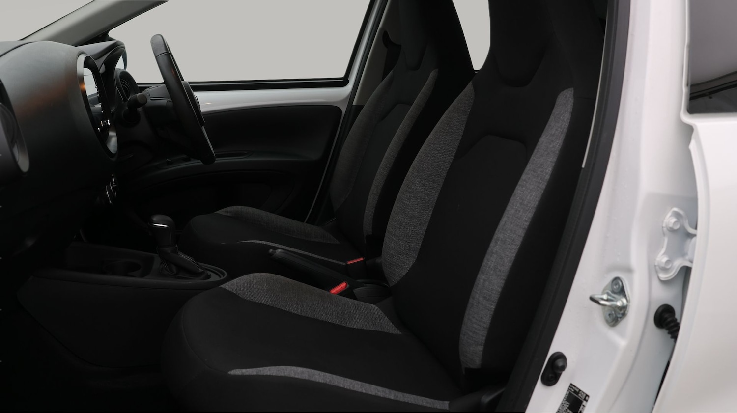 Used Toyota Aygo X 2022 for sale - 77392201: Photo 14