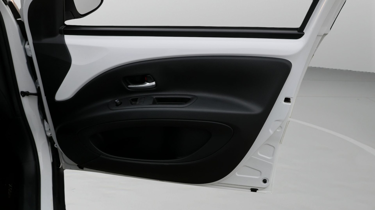 Used Toyota Aygo X 2022 for sale - 77392201: Photo 15