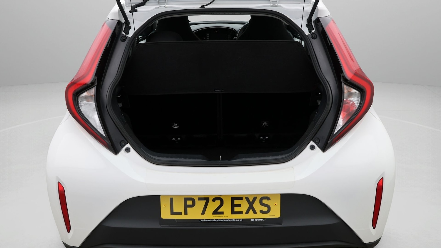 Used Toyota Aygo X 2022 for sale - 77392201: Photo 17