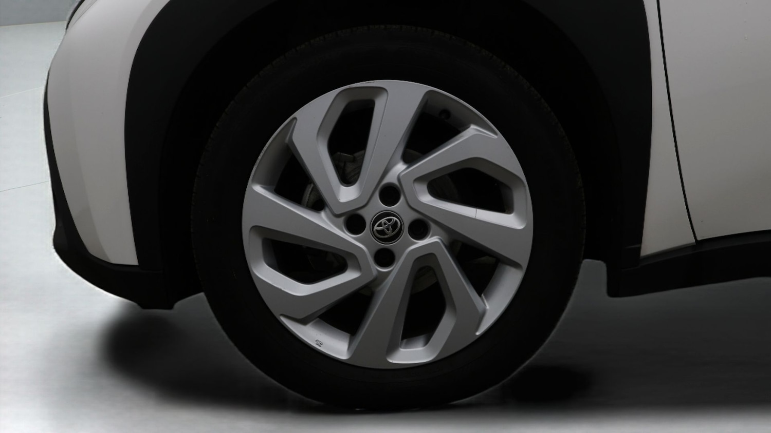 Used Toyota Aygo X 2022 for sale - 77392201: Photo 18