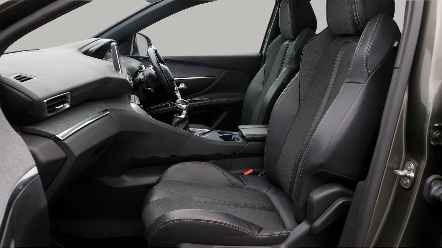 Used Peugeot 5008 2020 for sale - 77450215: Photo 14