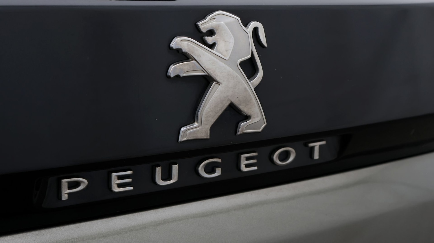 Used Peugeot 5008 2020 for sale - 77450215: Photo 24