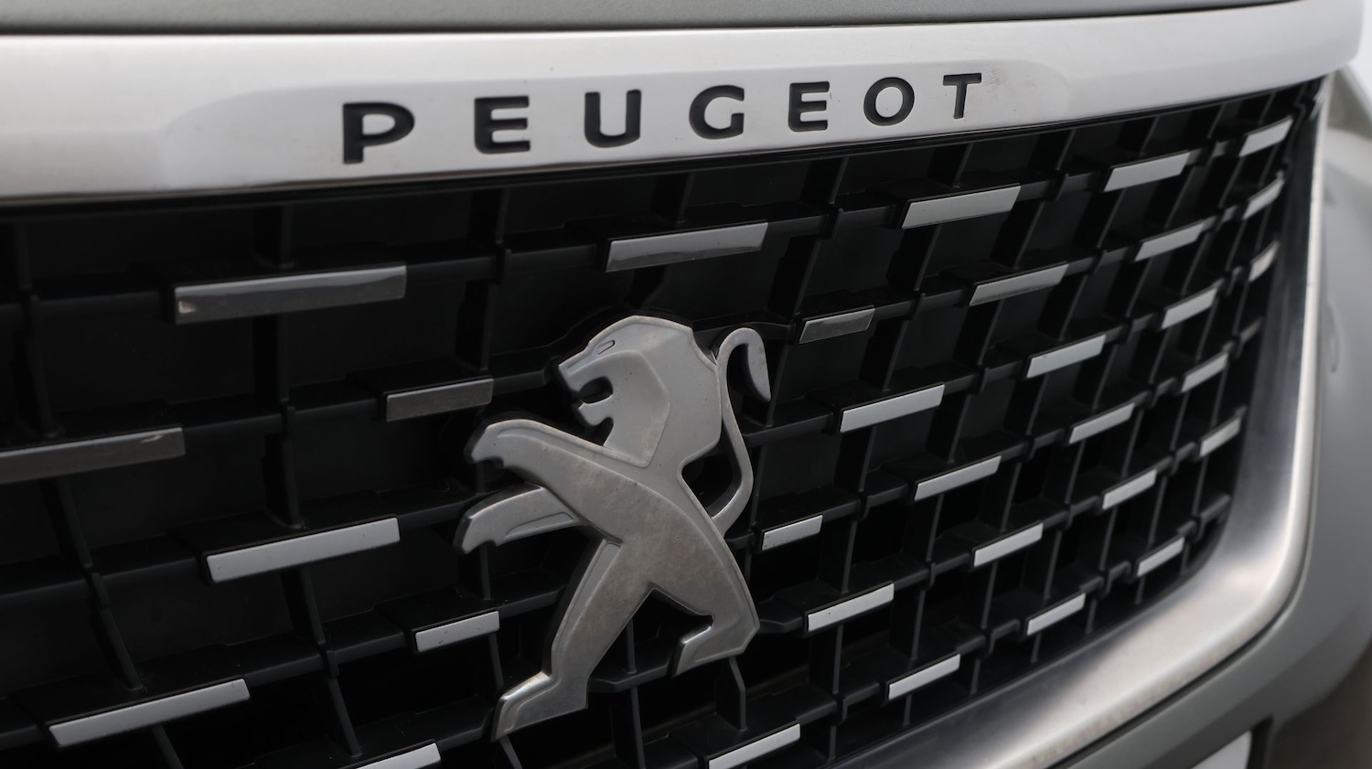 Used Peugeot 5008 2020 for sale - 77450215: Photo 28