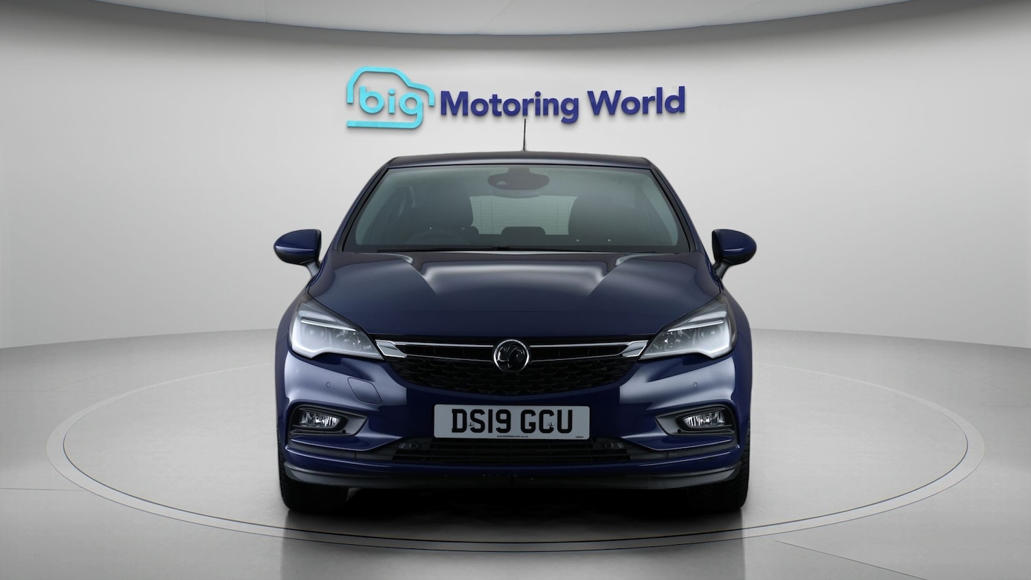 Used Vauxhall Astra 2019 for sale - 77775338: Photo 2