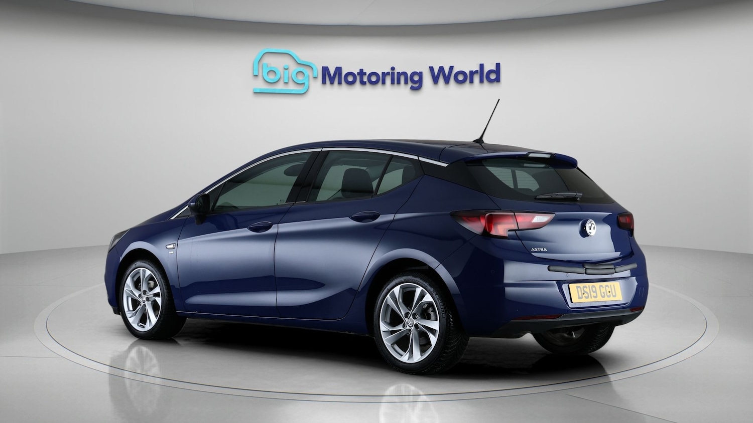 Used Vauxhall Astra 2019 for sale - 77775338: Photo 5