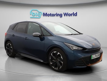2024 (74) - e-Boost 59kWh V2 Hatchback 5dr Electric Auto (230 ps)