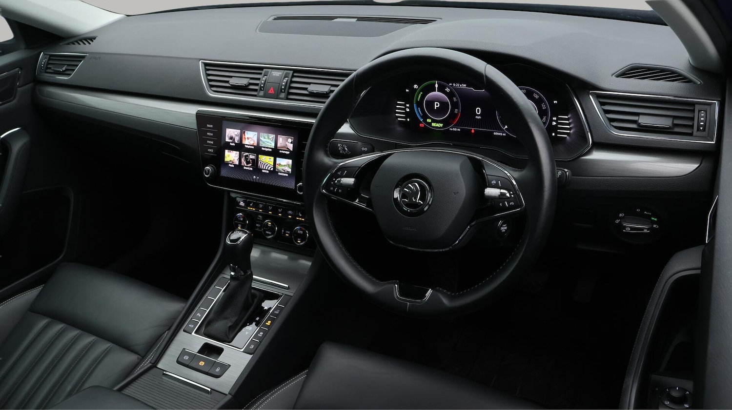 Used Skoda Superb 2021 for sale - 76425299: Photo 10