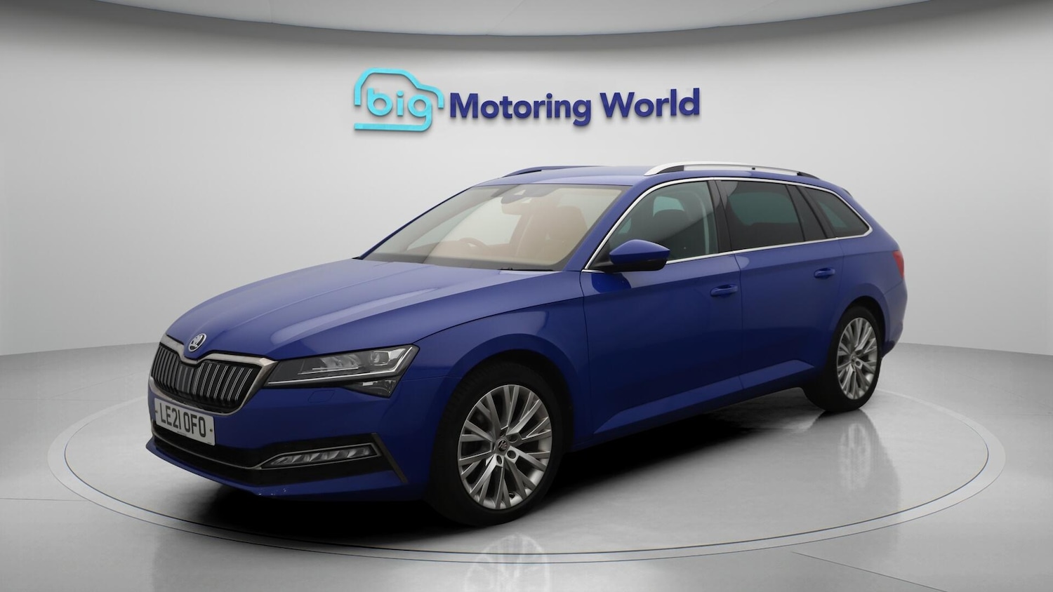 Used Skoda Superb 2021 for sale - 76425299: Photo 4