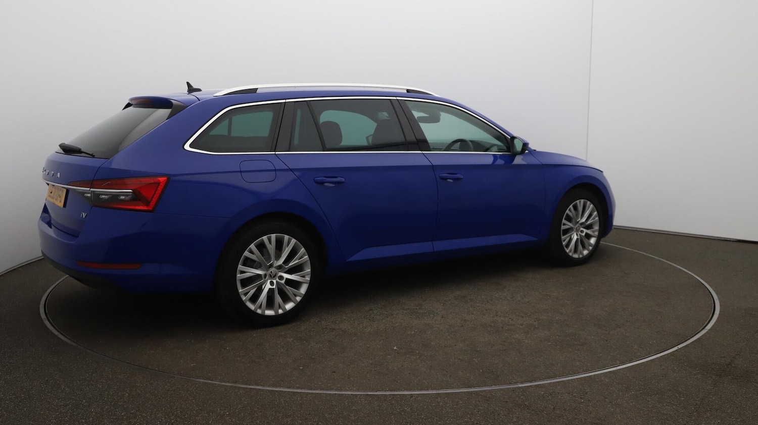Used Skoda Superb 2021 for sale - 76425299: Photo 54