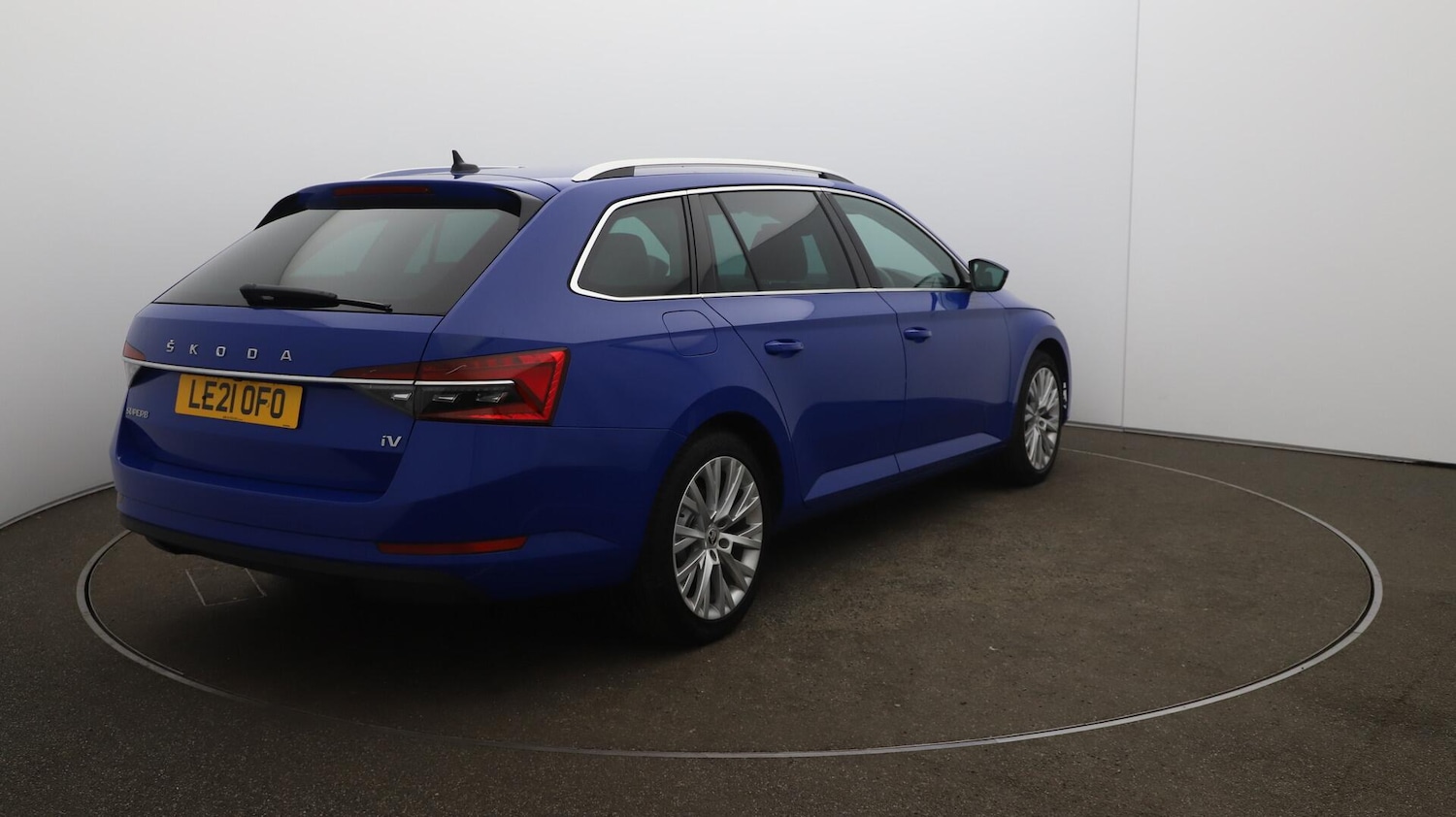 Used Skoda Superb 2021 for sale - 76425299: Photo 56