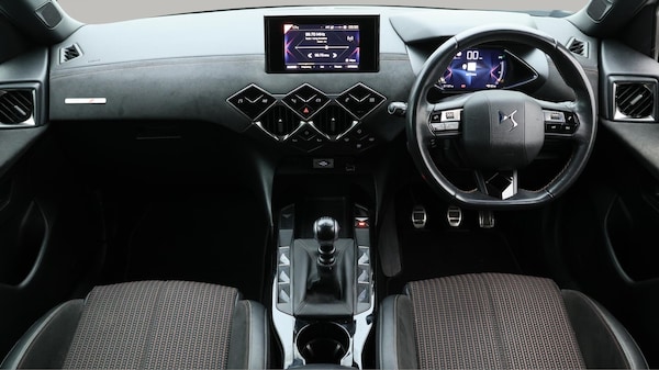 Used DS Automobiles DS 3 Crossback 2020 for sale - 75990913: Photo 14