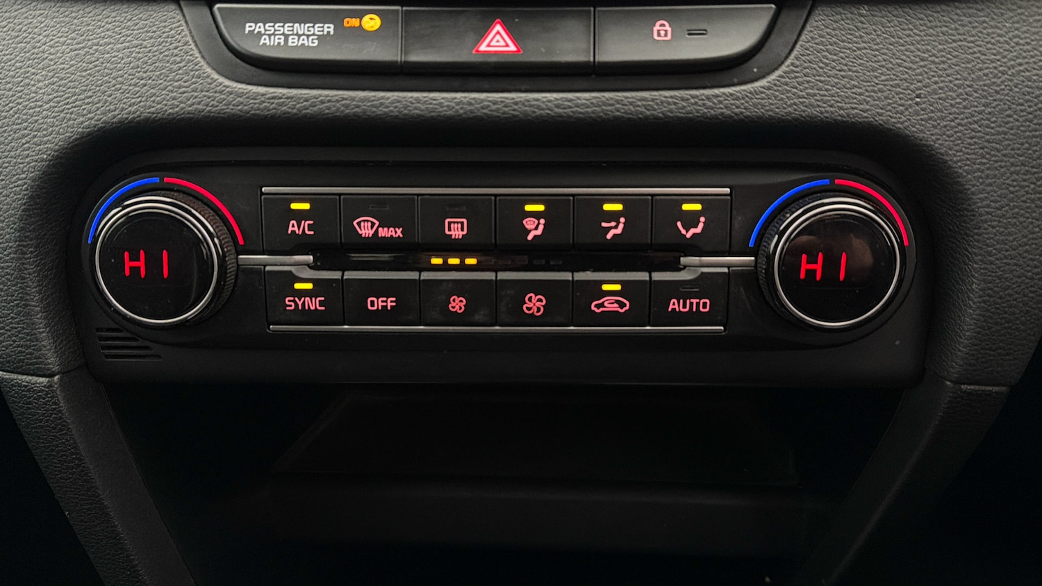 Used Kia Ceed for sale - 78108955: Photo 11