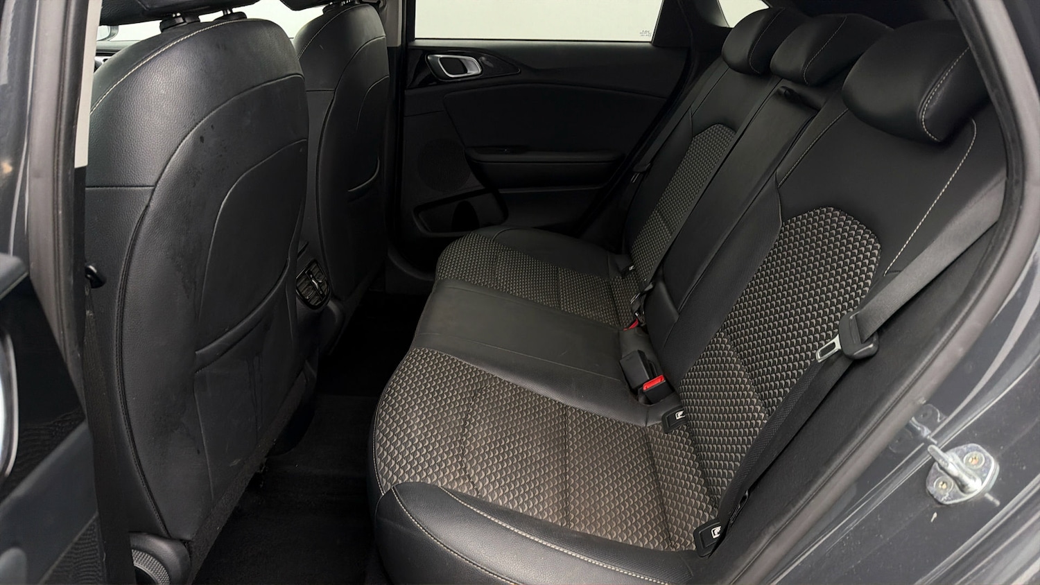 Used Kia Ceed for sale - 78108955: Photo 15