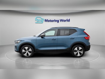 Used Volvo XC40 2023 for sale - 79437357: Photo