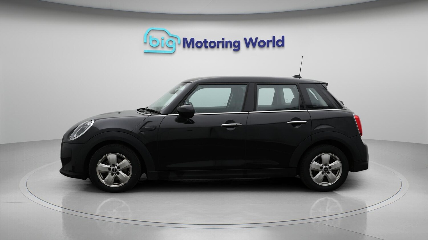 Used MINI Hatch 2022 for sale - 76246804: Photo 5