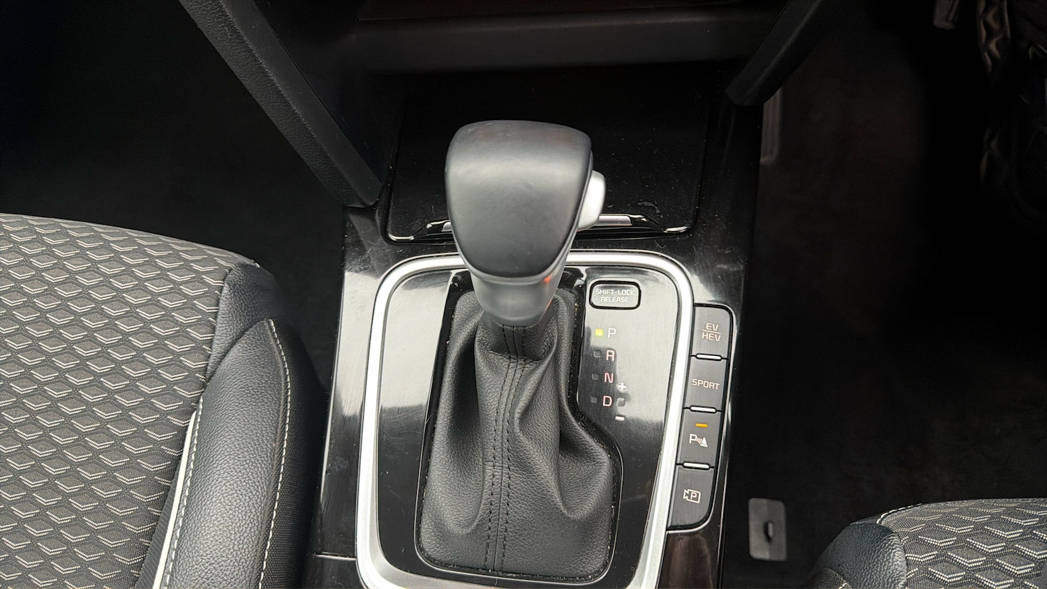 Used Kia XCeed 2023 for sale - 77917457: Photo 25