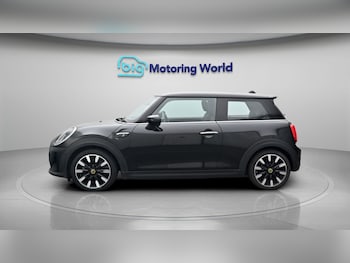 Used MINI Hatch 2023 for sale - 79205935: Photo