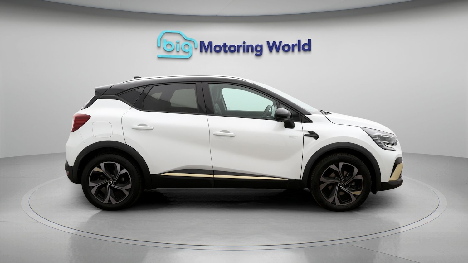 Used Renault Captur 2023 for sale - 77570489: Photo 8